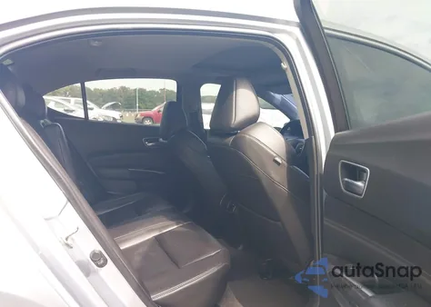 2019 Acura Tlx Standard z USA, uszkodzony, nr VIN 19UUB2F33KA001599